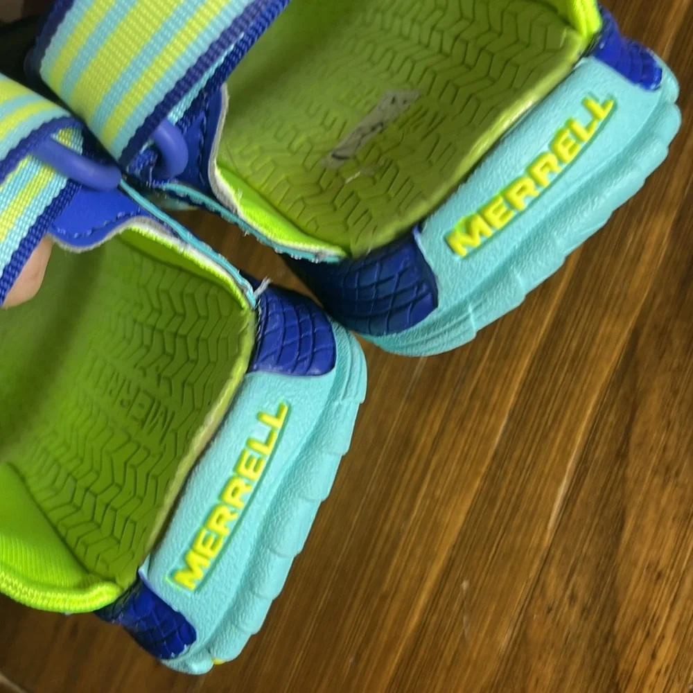 MERRELL Hidro blaze Kids Blue and Green Sandals Size 13‎